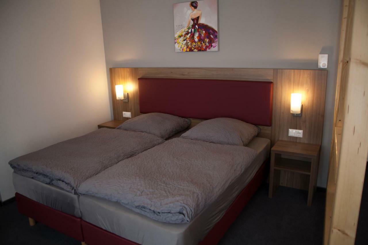 La Flamme Wertheim Garni Bed and Breakfast Εξωτερικό φωτογραφία